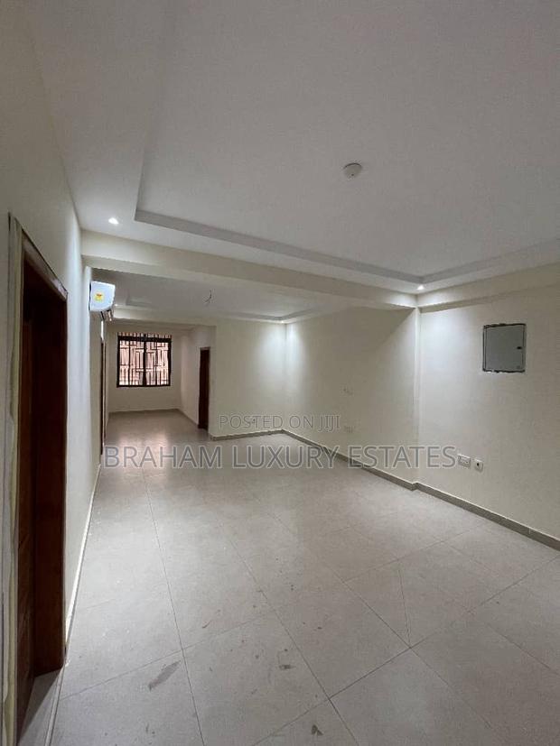 3bdrm Apartment in Braham Luxury, Manet Junction for rent · Photo 1