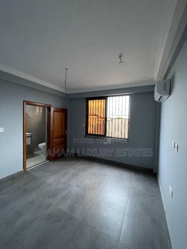 3bdrm Apartment in Braham Luxury, Manet Junction for rent · Photo 4