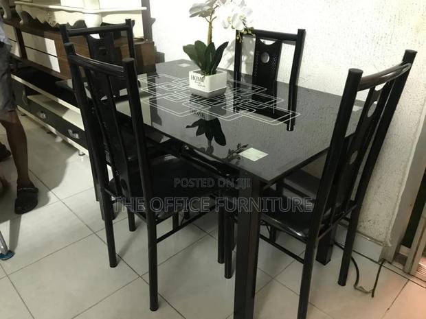 8mm Thick Glass Dining · Photo 3