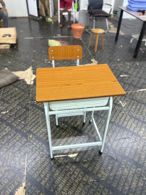 Learning Desk With Chair photo 3