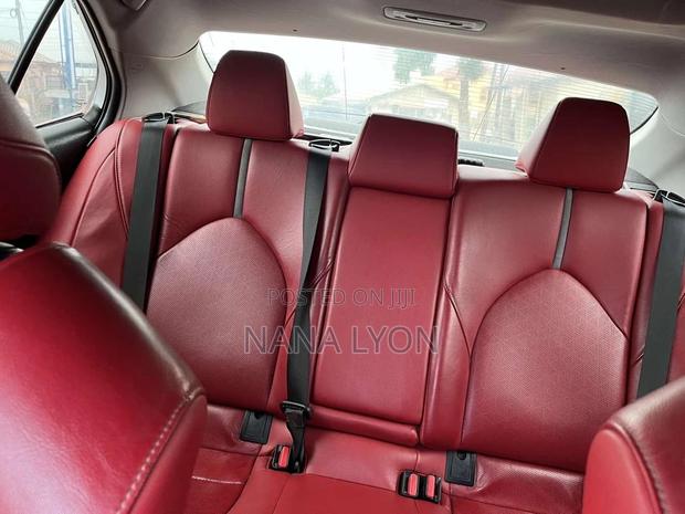 Toyota Camry XSE (2.5L 4cyl 8A) 2019 Silver