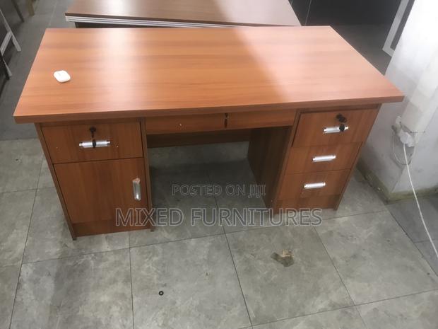 Quality Office Desk/ Office Table ( Available) photo 2