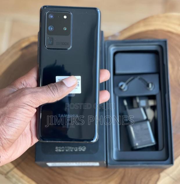 New Samsung Galaxy S20 Ultra 128 GB Black photo 2