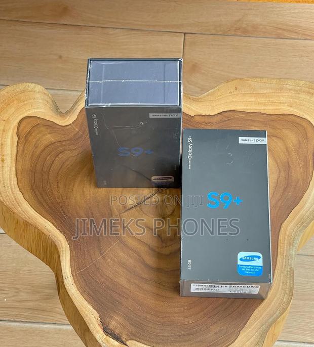 New Samsung Galaxy S9 Plus 64 GB photo 2