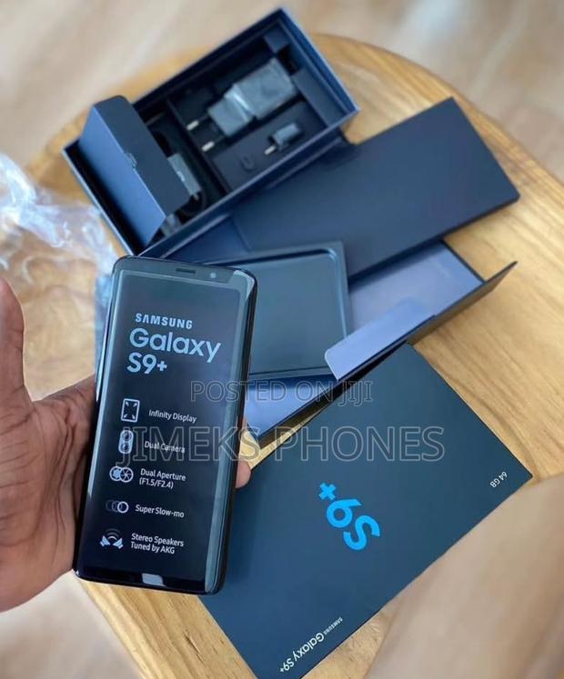New Samsung Galaxy S9 Plus 64 GB Black photo 2