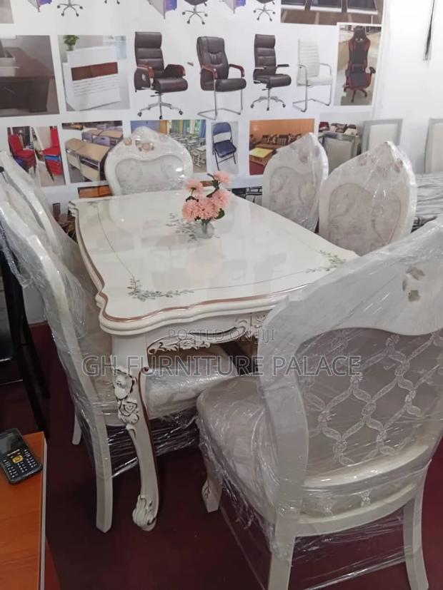 Royal Dining Set for Sale · Photo 2