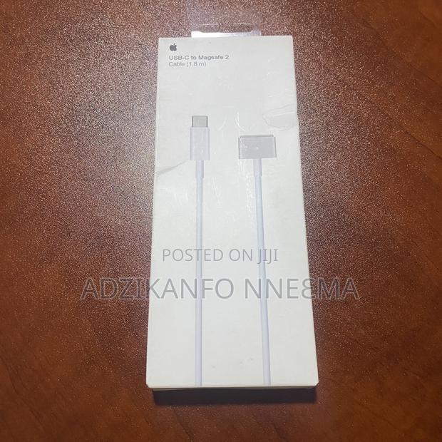 Usb-C to Magsafe 2