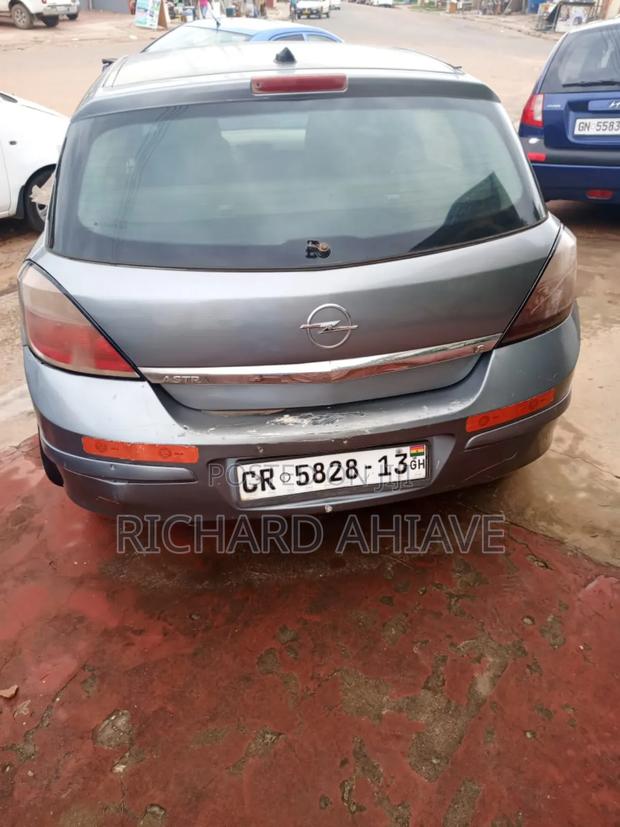 Opel Astra 1.8 Enjoy Twintop 2012 Gray photo 6