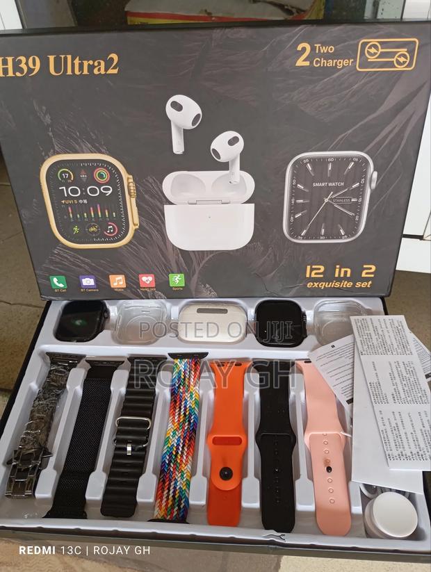 H39 Ultra Smart Watches, Airpod and 7 Extra Straps - Black photo 2