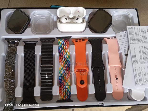 H39 Ultra Smart Watches, Airpod and 7 Extra Straps - Black photo 7