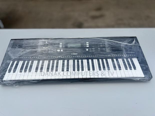 Yamaha PSR E343 Keyboard photo 3