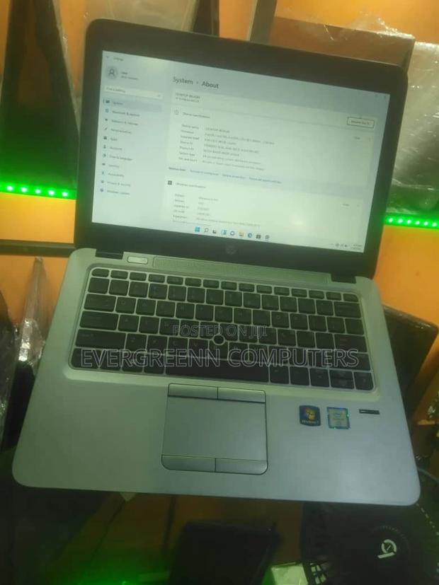 Laptop HP EliteBook 820 G3 8GB Intel Core I5 SSD 256GB photo 3