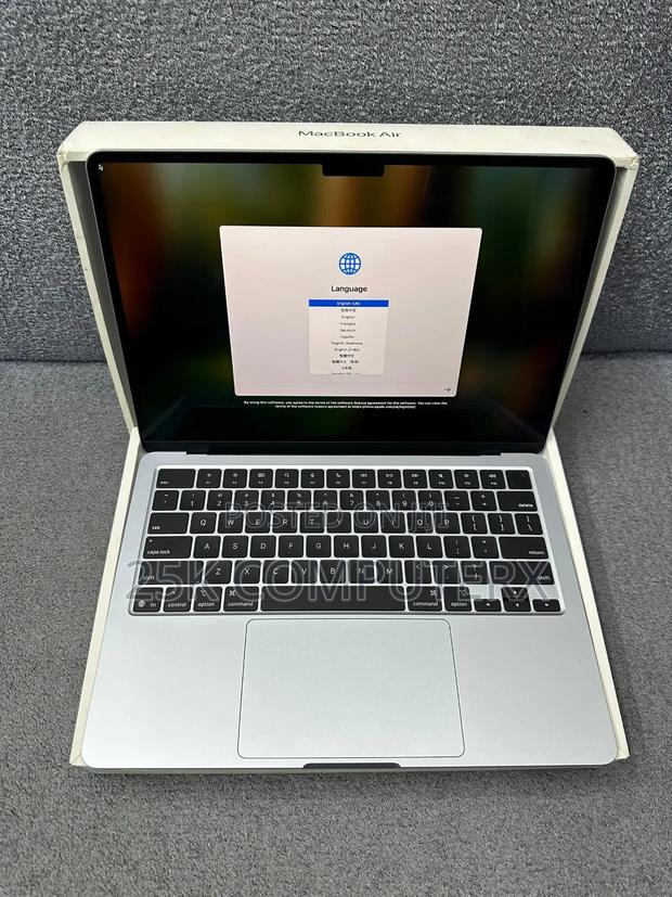 Laptop Apple MacBook Air 2025 M4 13-inch 16GB Apple M4 SSD 256GB