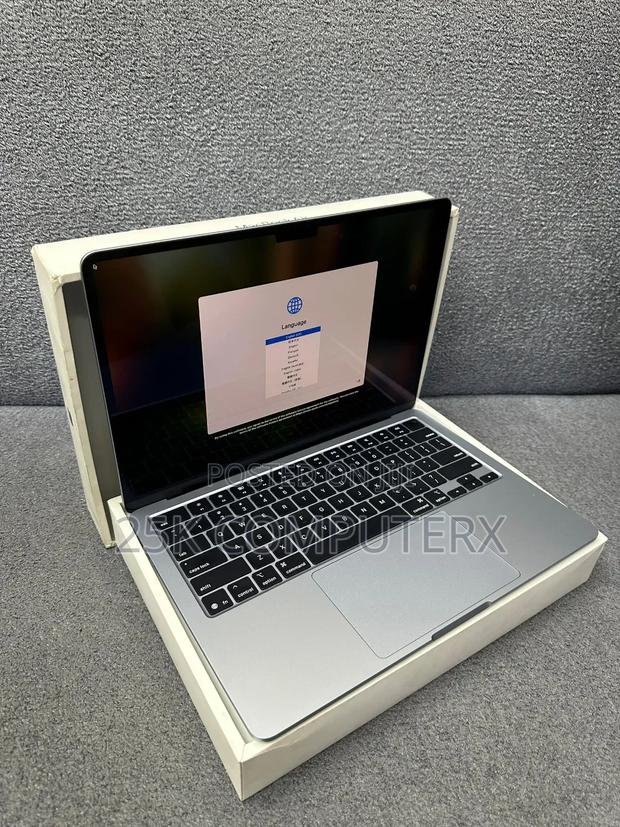Laptop Apple MacBook Air 2025 M4 13-inch 16GB Apple M4 SSD 256GB photo 3