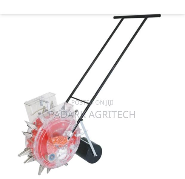 2 in 1 Seeder and Fertilizer · Photo 2