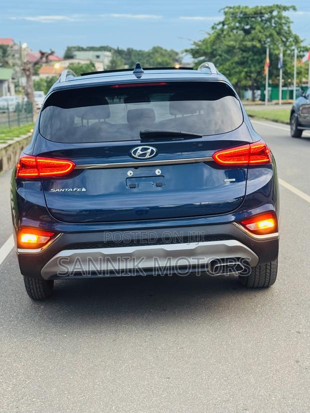 Hyundai Santa Fe Limited 2021 Blue