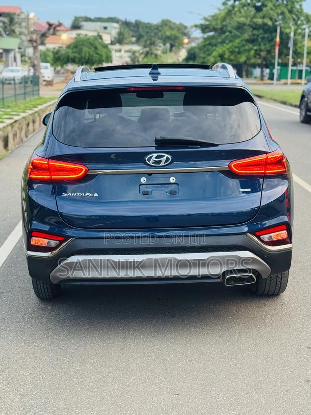 Hyundai Santa Fe Limited 2021 Blue