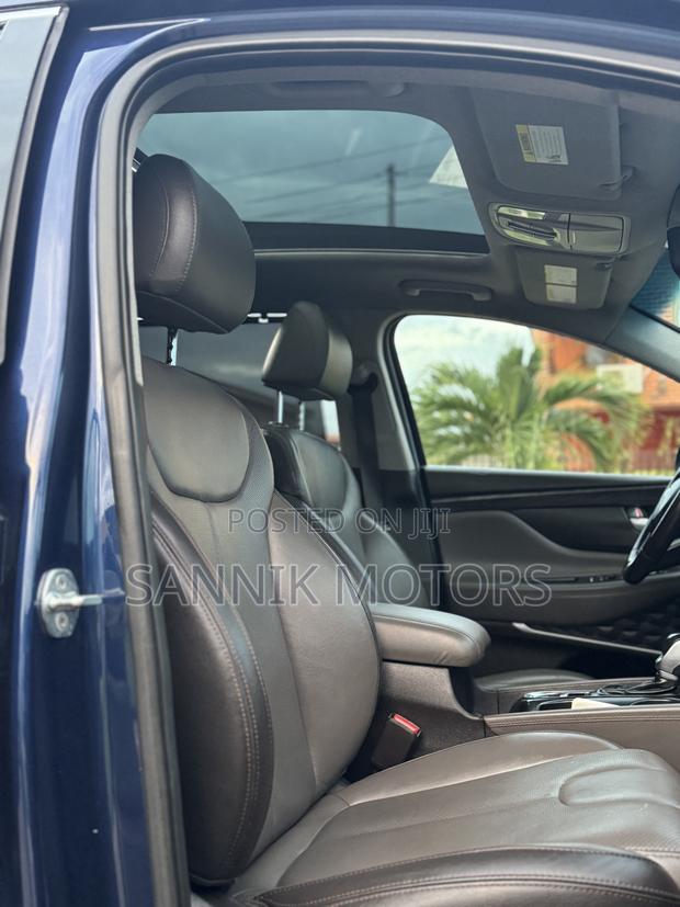 Hyundai Santa Fe Limited 2021 Blue