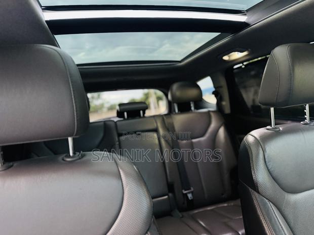 Hyundai Santa Fe Limited 2021 Blue