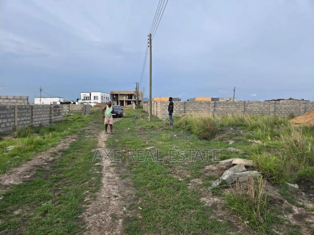 Authentic and Express Document on Plots at Tema Community 25 · Photo 3