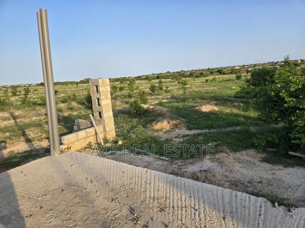 Registered Lands at Prampram Beach Road. Quiet Area! · Photo 4