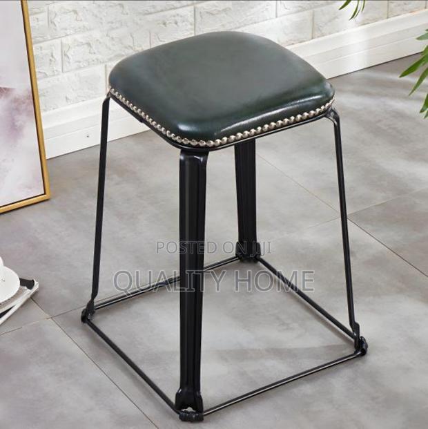 Dressing Chair/ Visitors Chair · Photo 4