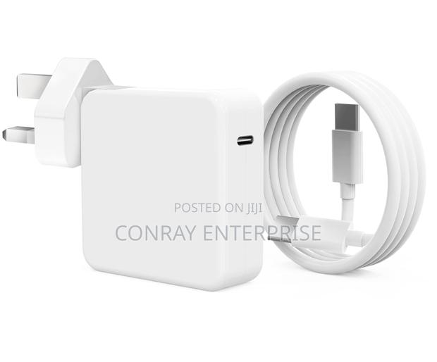 Macbook Type-C Adapter Charger. photo 2