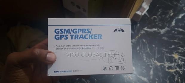 GSM/GPRS/GPS Tracker · Photo 1