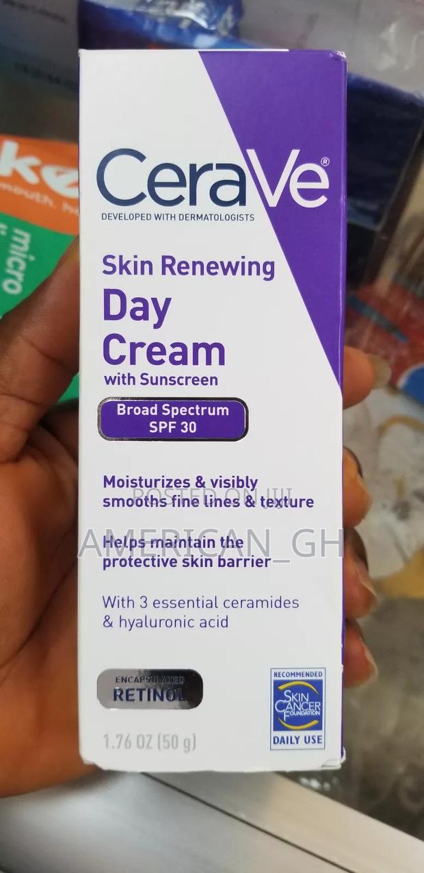 Cerave Skin Renewing Day Cream With Sunscreen · Photo 2