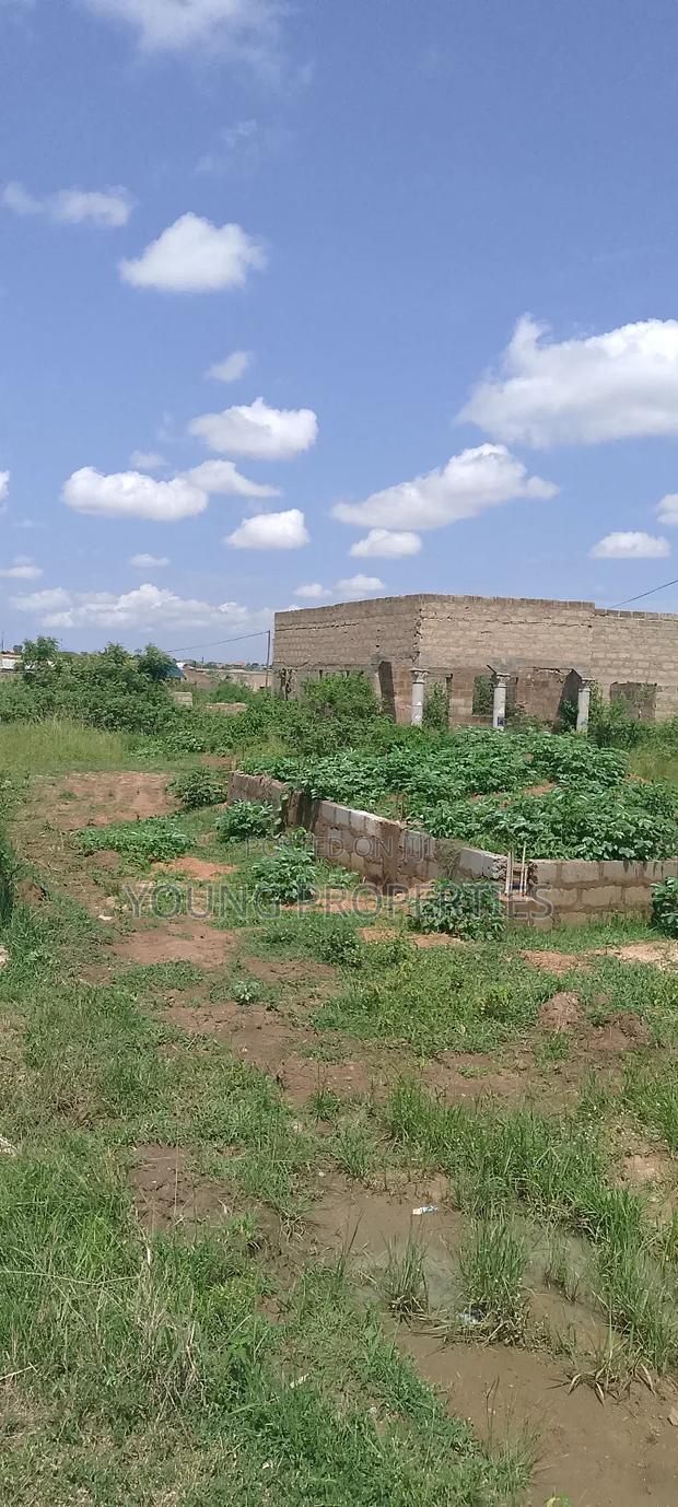 Half Plot for Sale Amasaman Domeabra for Stores · Photo 2
