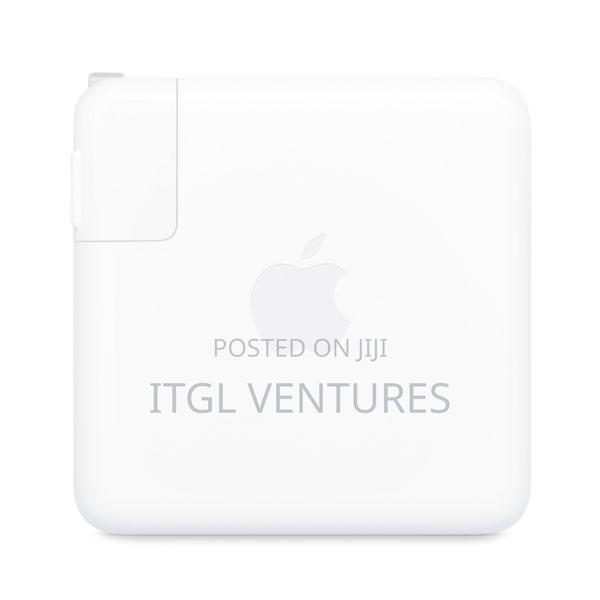 Apple 96w Usb-C Power Adapter photo 2