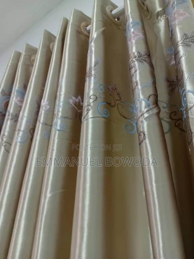 High Quality and Affordable Sunblock Curtains · Photo 2