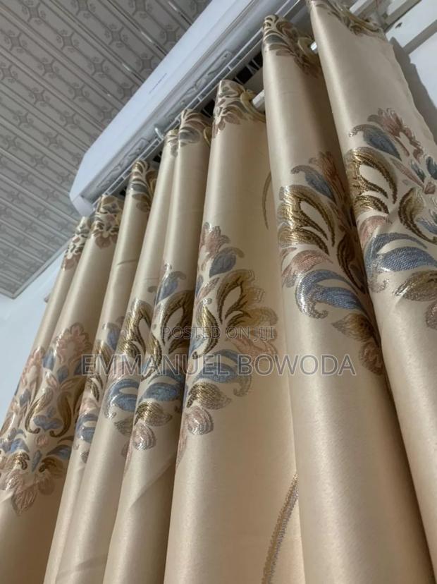High Quality and Affordable Sunblock Curtains · Photo 2