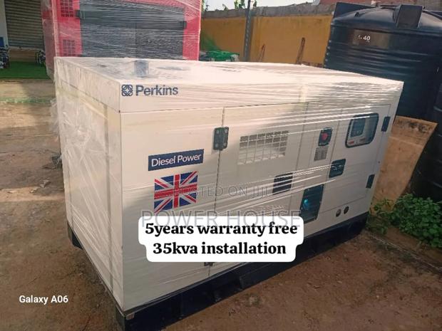 Panel Eterna Field 35kva Diesel Generator Perkins 35kva · Photo 2