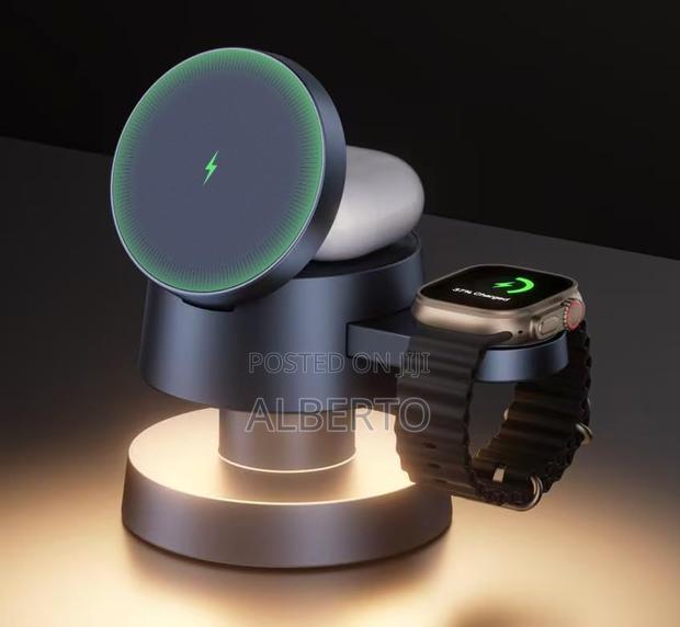 Ivanky 3 in 1 Magnetic Wireless Charging Station, Black