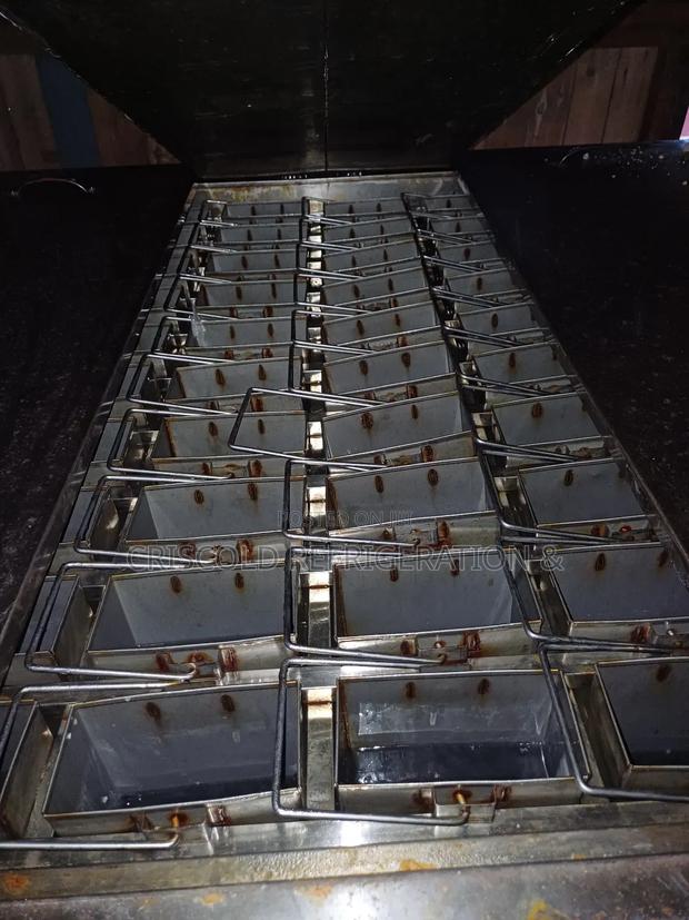 Ice Making Machine photo 2