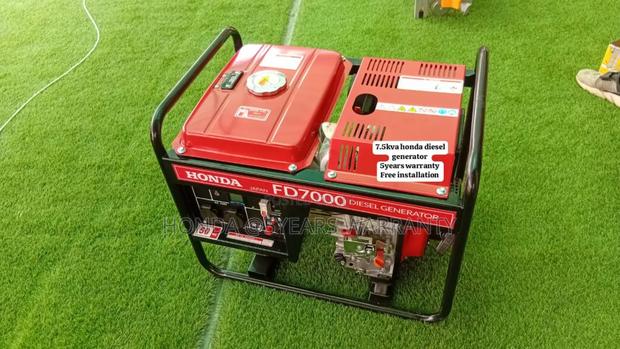 Red Honda Generator 7.5kva Diesel 7000watt Honda 7.5kva · Photo 2