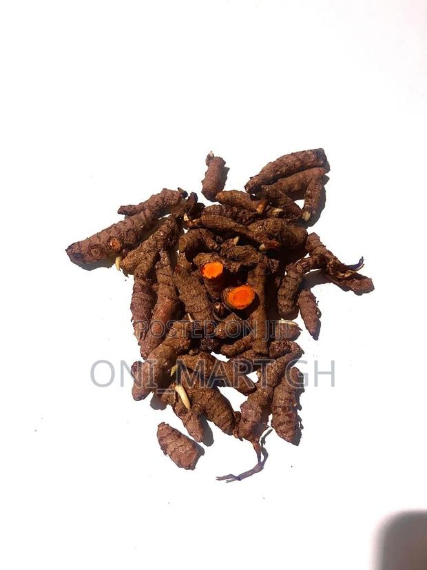 Fresh Organic Turmeric Root photo 2