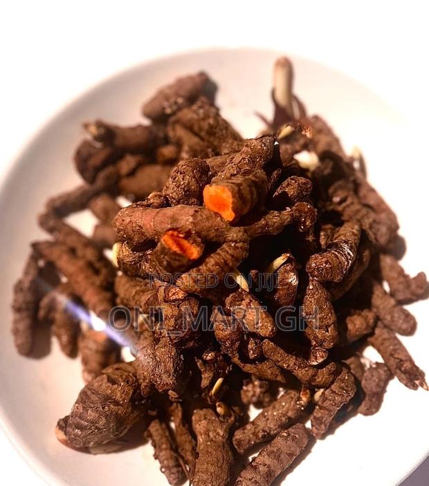 Fresh Organic Turmeric Root photo 4