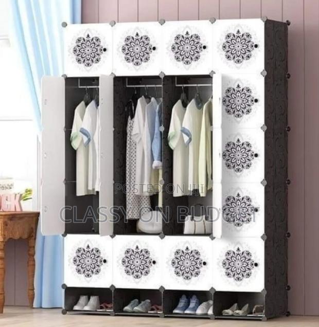 20 Cubes Plastic Wardrobe With Shoe Rack · Photo 3
