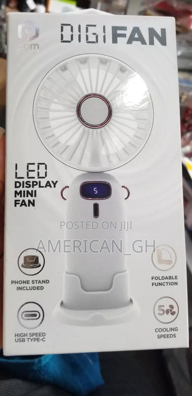 Digi Led Display Mini Fan · Photo 3