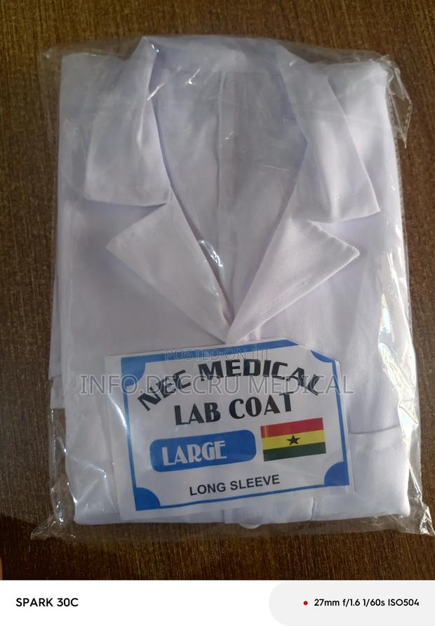 Lab Coat ( Unisex) · Photo 2