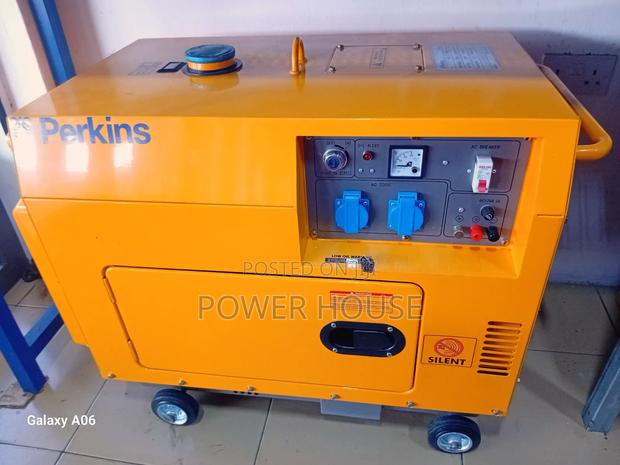 Panel Vanta Launch 13000watts Diesel Generator 10kva · Photo 2
