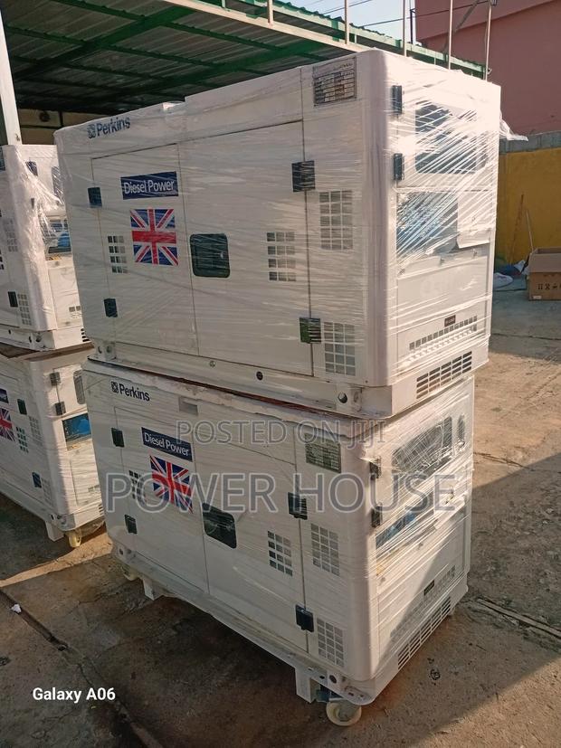 Panel Lyra Vault 20kva Perkins Diesel Generator 20kva · Photo 2