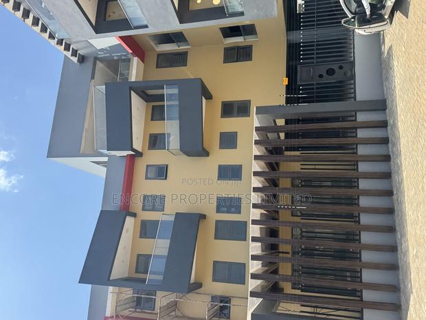 Ultra Modern 22 1and 2 Bedroom Apartments With Restaurant · Photo 4