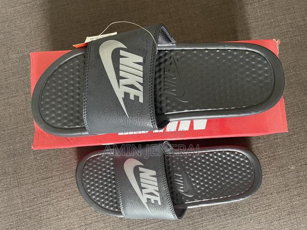 Nike Slides photo 2