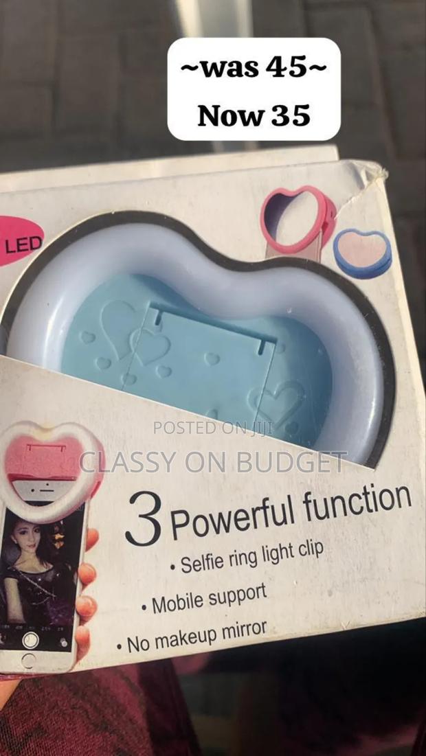 Love Shaped Rechargeable Selfie Ringlight · Photo 4