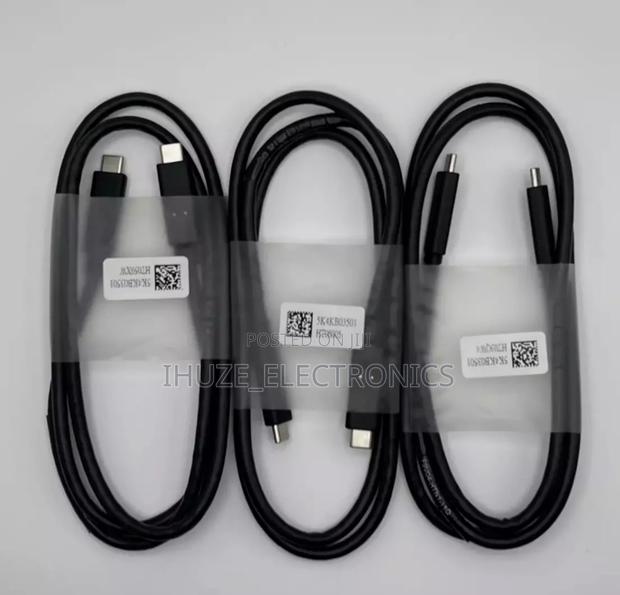 Genuine USB-C to USB-C Cable (Fast Charging/ Data Sync) · Photo 3