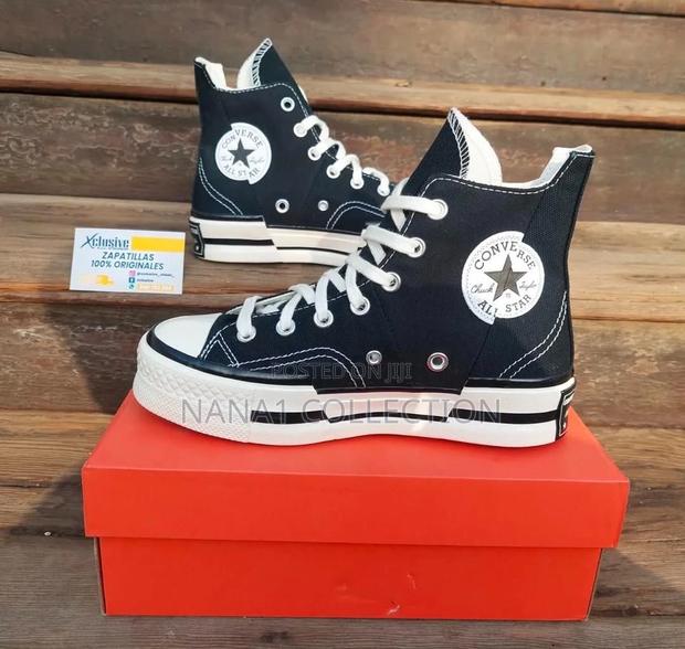 Chuck Taylor All-Stars · Photo 4