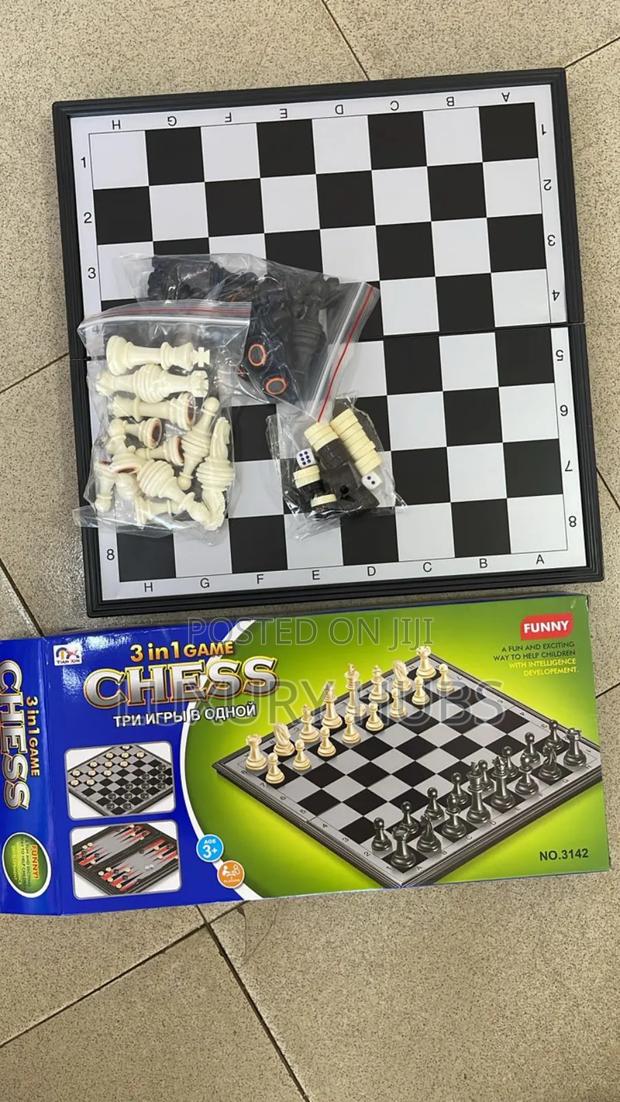 3 in 1 Chess Board Game · Photo 4